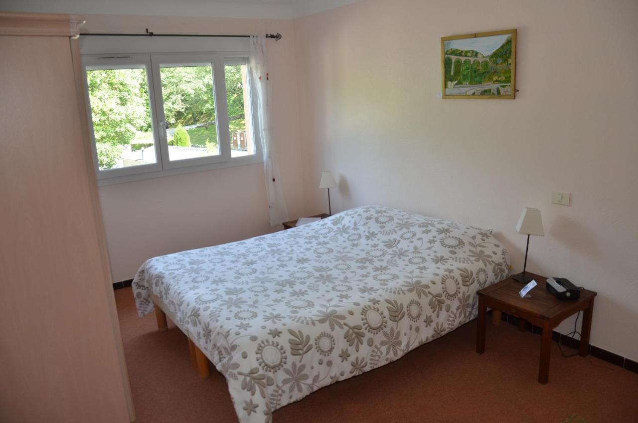 Les Rives Du Loup Hotel Tourrettes-sur-Loup Room photo